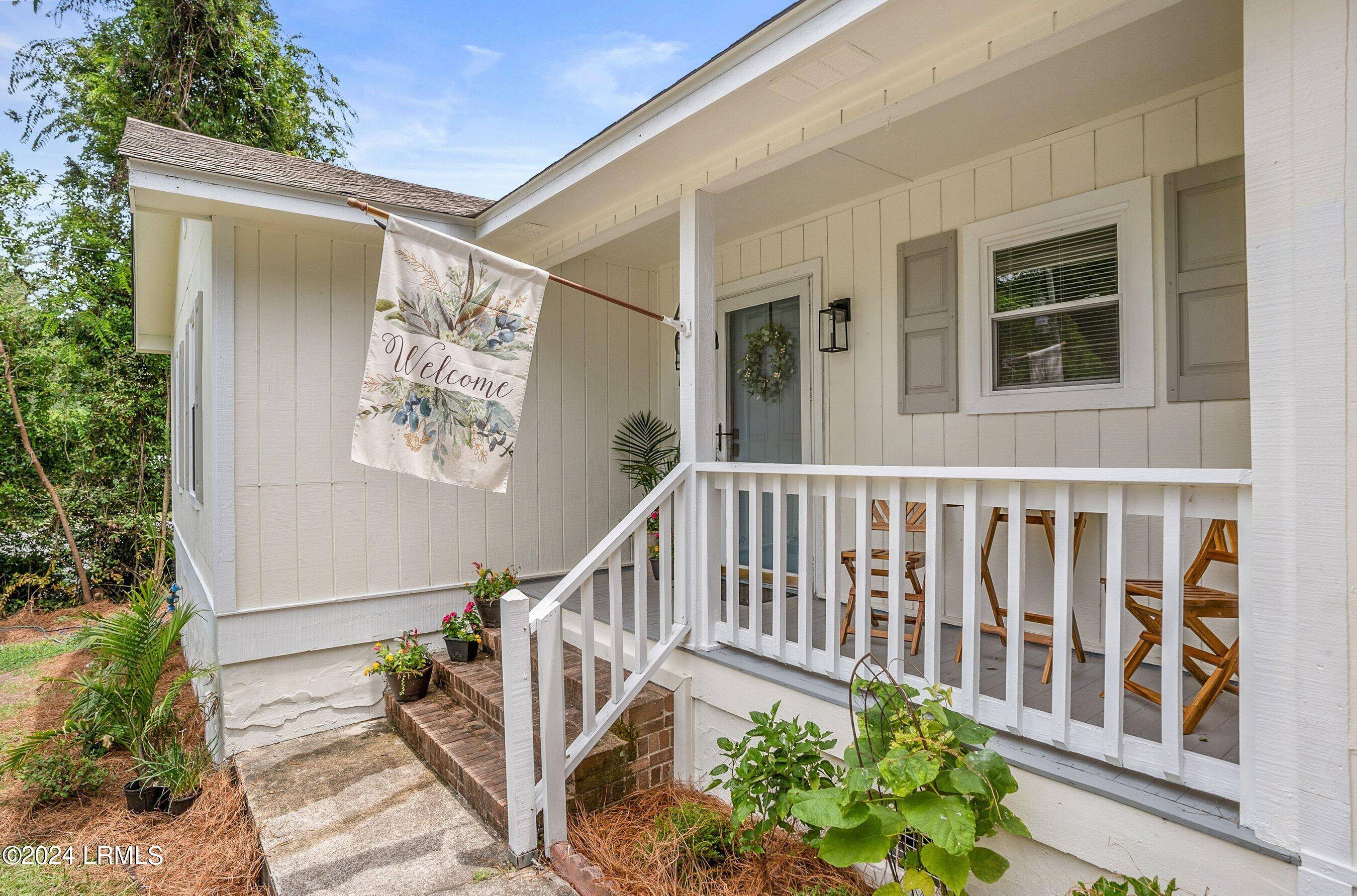 Beaufort, SC 29902,407 Waight ST Street