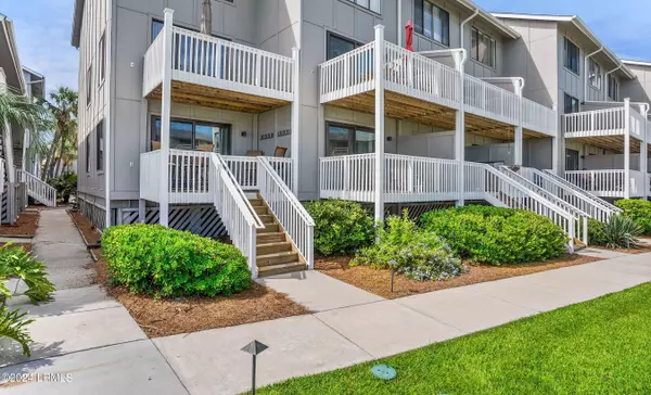 St. Helena Island, SC 29920,3 Cedar Reef DR Drive