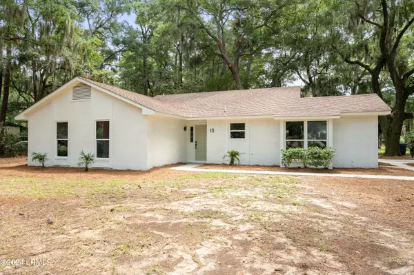 13 Prince William DR Drive, Port Royal, SC 29935