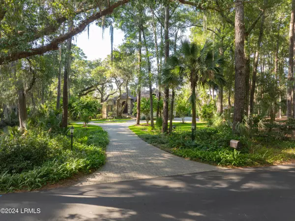 Hilton Head Island, SC 29926,21 Cedar LN Lane