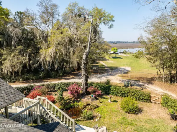 St. Helena Island, SC 29920,18 Sun Dog Lane