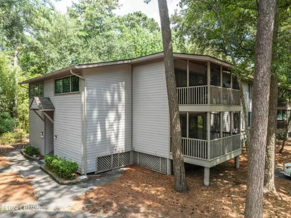 31 Three Mast LN Lane, Hilton Head Island, SC 29928