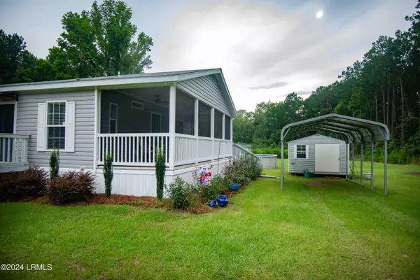 Ruffin, SC 29475,11697 Lowcountry HWY Highway