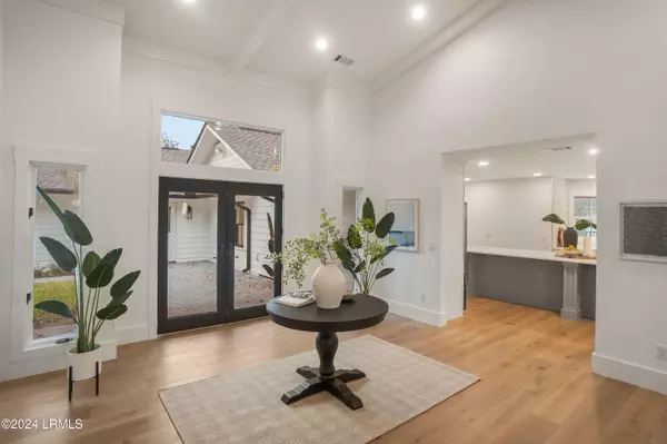 Beaufort, SC 29906,710 Sunset CIR Circle