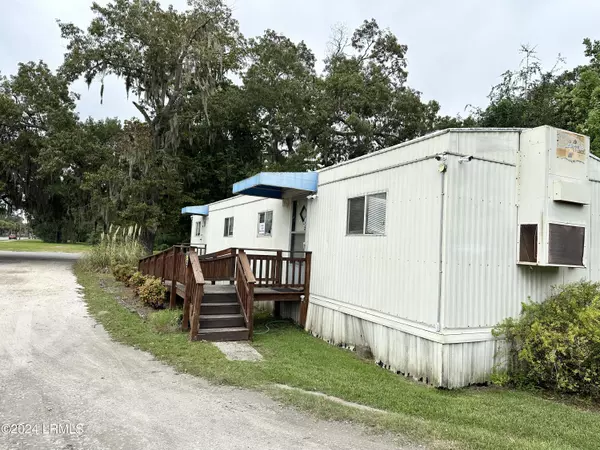 Port Royal, SC 29935,1827 Ribaut RD Road