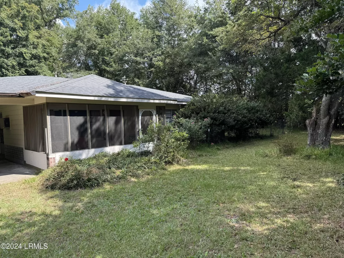 Estill, SC 29918,216 Power Line RD Road