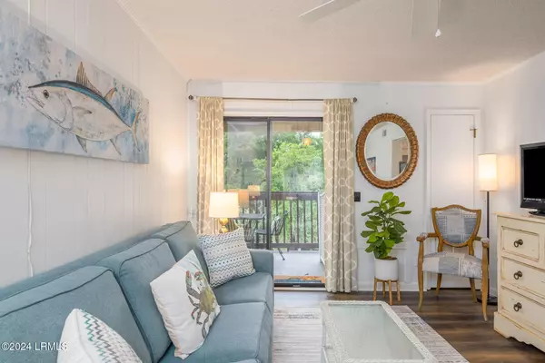 Hilton Head Island, SC 29928,21 Lagoon RD Road