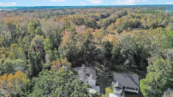 St. Helena Island, SC 29920,27 Arbor LN Lane