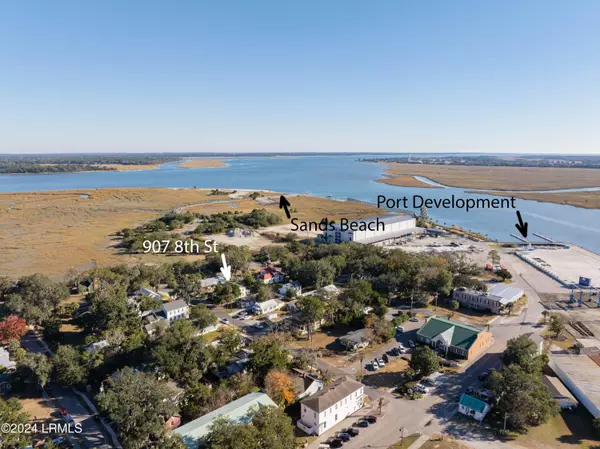 Port Royal, SC 29935,907 8th ST Street