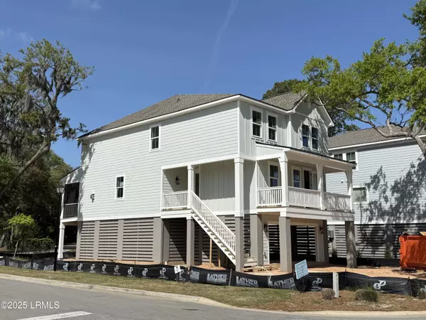 Beaufort, SC 29907,37 Middle Island ST Street