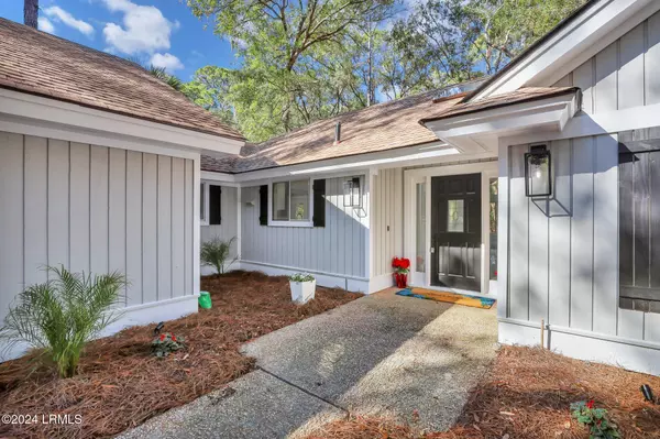 Hilton Head Island, SC 29926,4 Edgewood CT Court