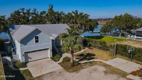 Port Royal, SC 29935,1734 Riverside DR Drive