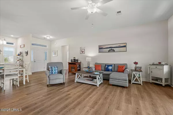 Ridgeland, SC 29936,267 Sergeant Jasper CIR Circle