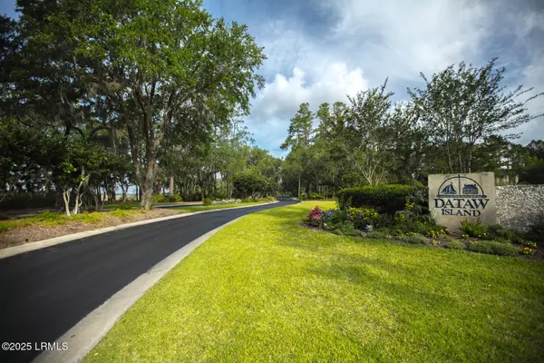 Dataw Island, SC 29920,103 Locust Fence RD Road