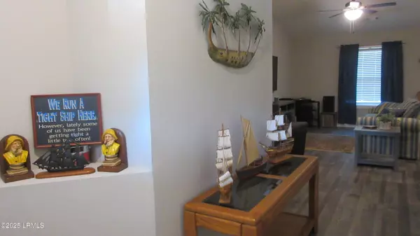 St. Helena Island, SC 29920,22 Canopy LN Lane