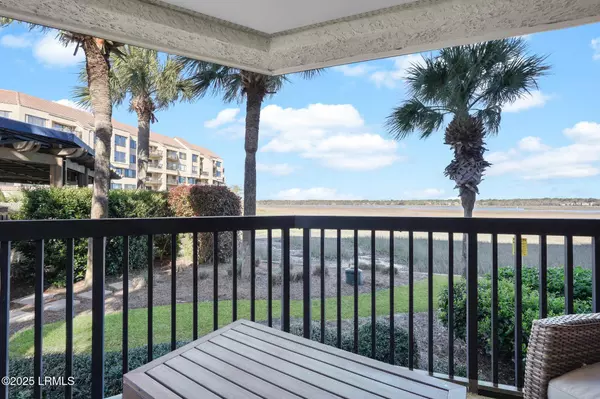 Hilton Head Island, SC 29928,2 Shelter Cove LN Lane