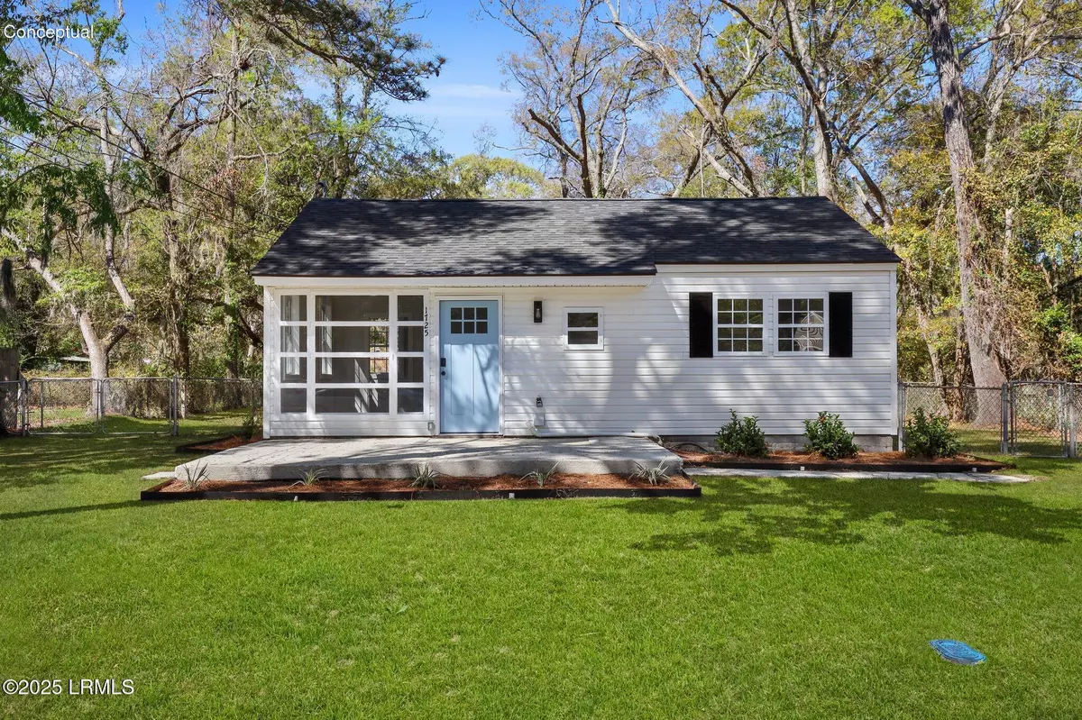 Port Royal, SC 29935,1725 Battery Park DR Drive