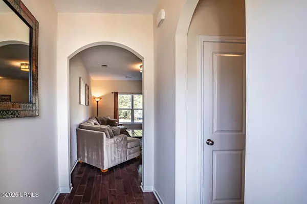 Bluffton, SC 29910,7 E Park LOOP Loop