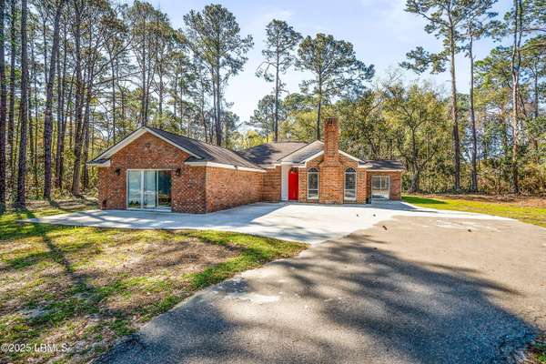 1 Royal Pines BLVD Boulevard, Beaufort, SC 29907