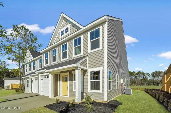 Hardeeville, SC 29927,71 Crown ST Street