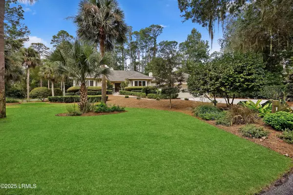 1 Hobnoy CT Court, Hilton Head Island, SC 29928