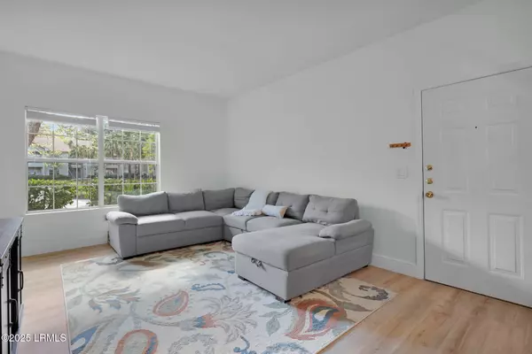 Hilton Head Island, SC 29926,112 Union Cemetery RD Road