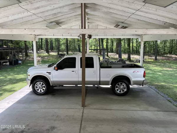 Ridgeland, SC 29936,6593 Lowcountry DR Drive