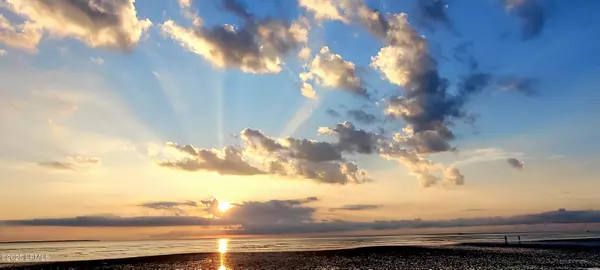 2 Cedar Reef DR Drive, Harbor Island, SC 29920