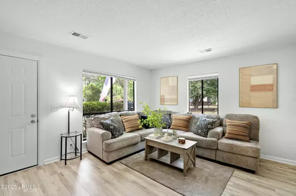 Beaufort, SC 29906,5618 Pulaski CT Court