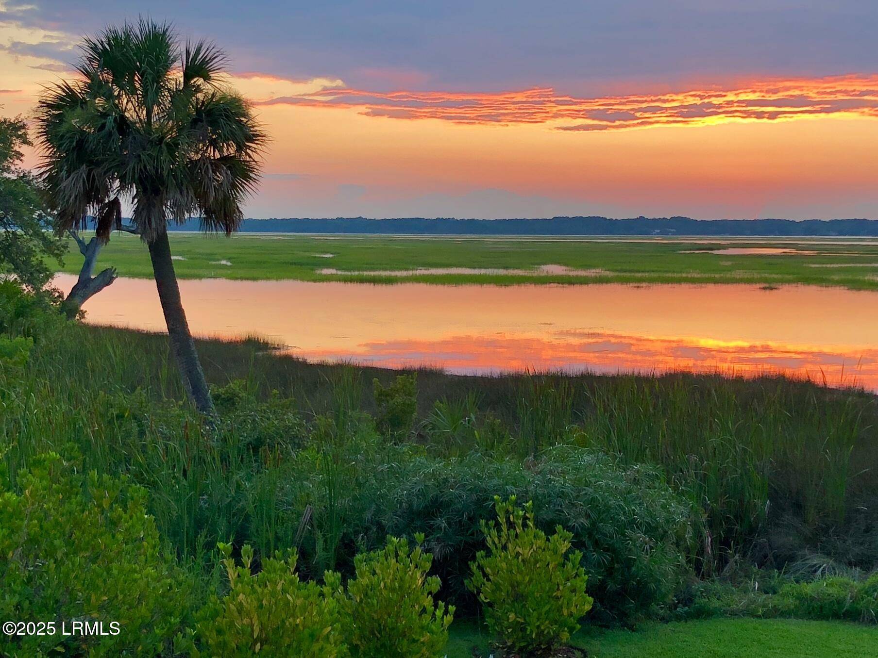 St. Helena Island, SC 29920,374 Dataw DR Drive