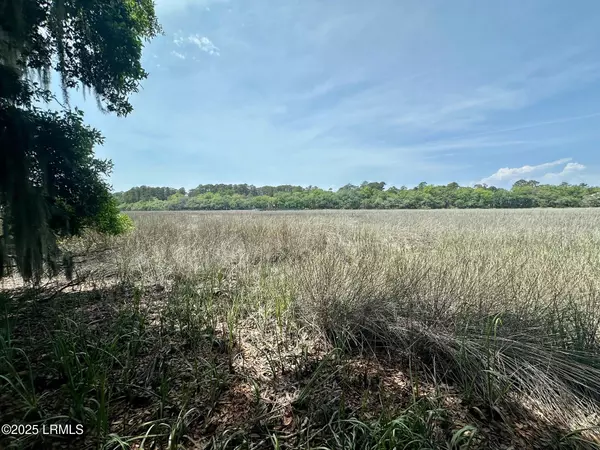 St. Helena Island, SC 29920,50 Bermuda Inlet DR Drive