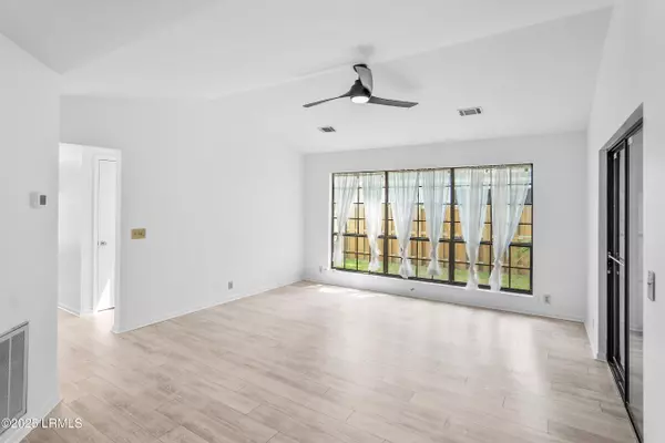 Beaufort, SC 29902,2909 Waters Edge CT Court