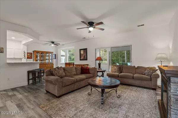 Bluffton, SC 29909,61 Hampton CIR Circle