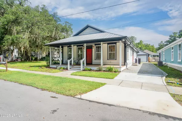 Port Royal, SC 29935,820 15th ST Street