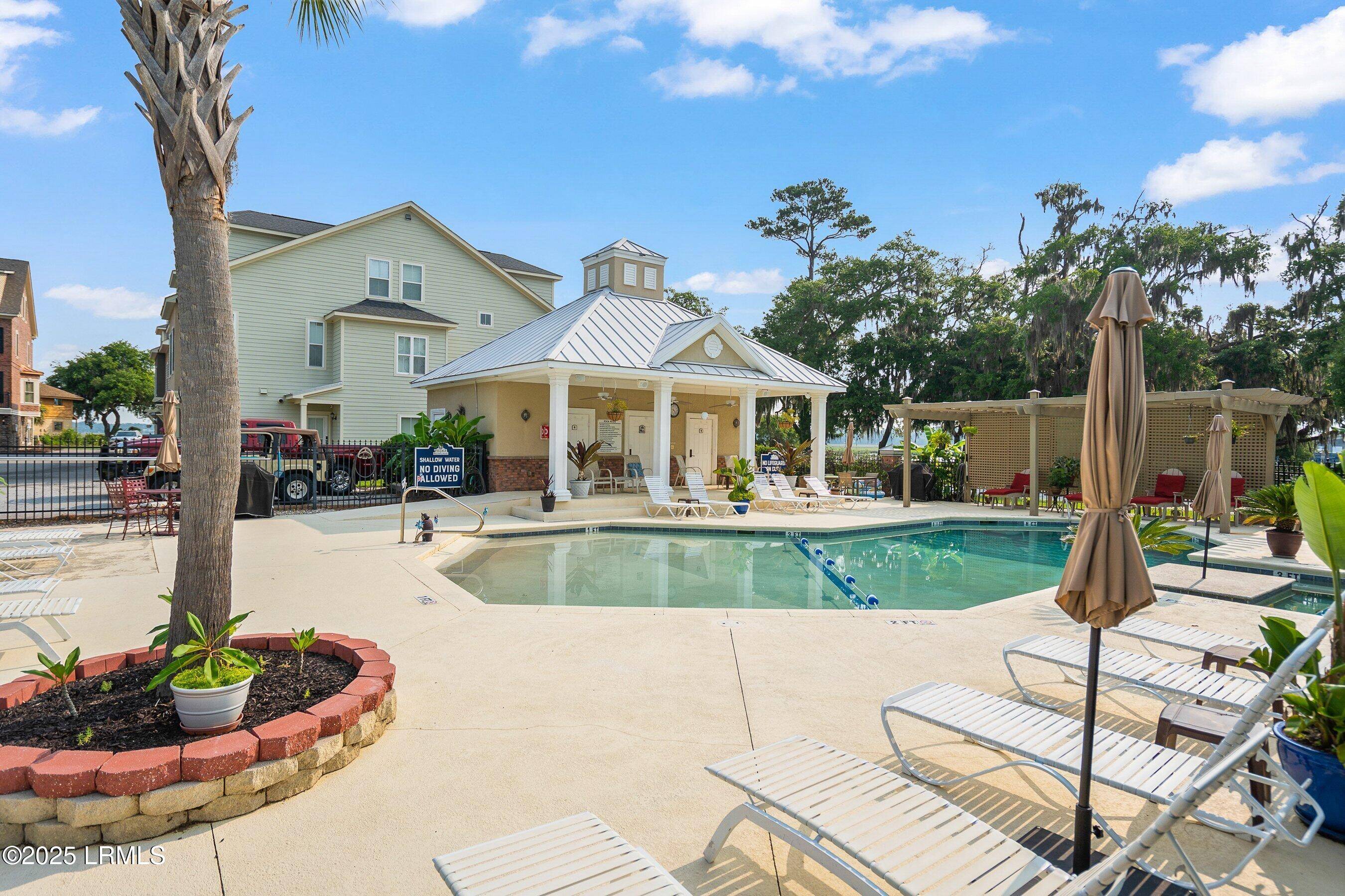Beaufort, SC 29902,71 Battery Creek Club DR Drive