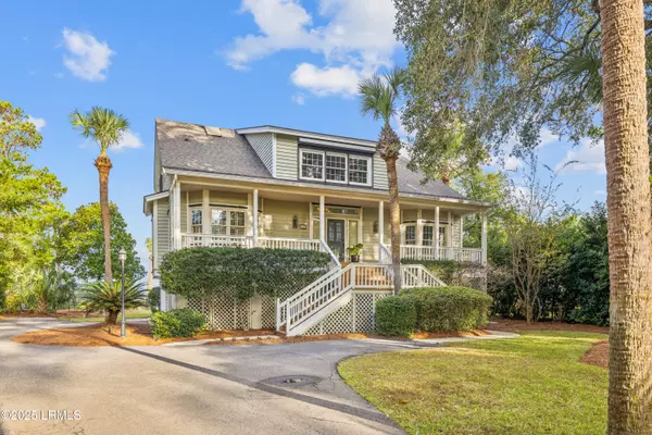 Hilton Head Island, SC 29926,11 Blue Heron Point RD Road