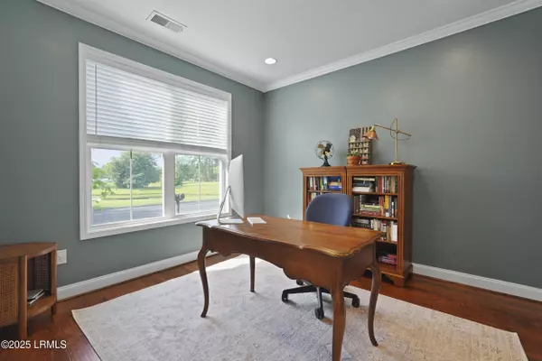 Bluffton, SC 29910,44 7th AVE Avenue
