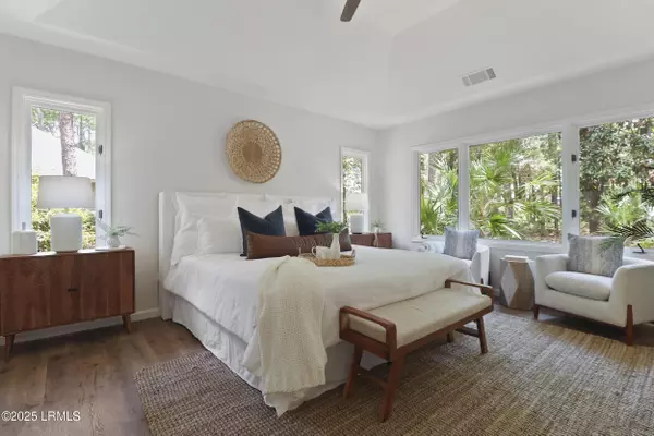 Hilton Head Island, SC 29926,42 Pineland RD Road