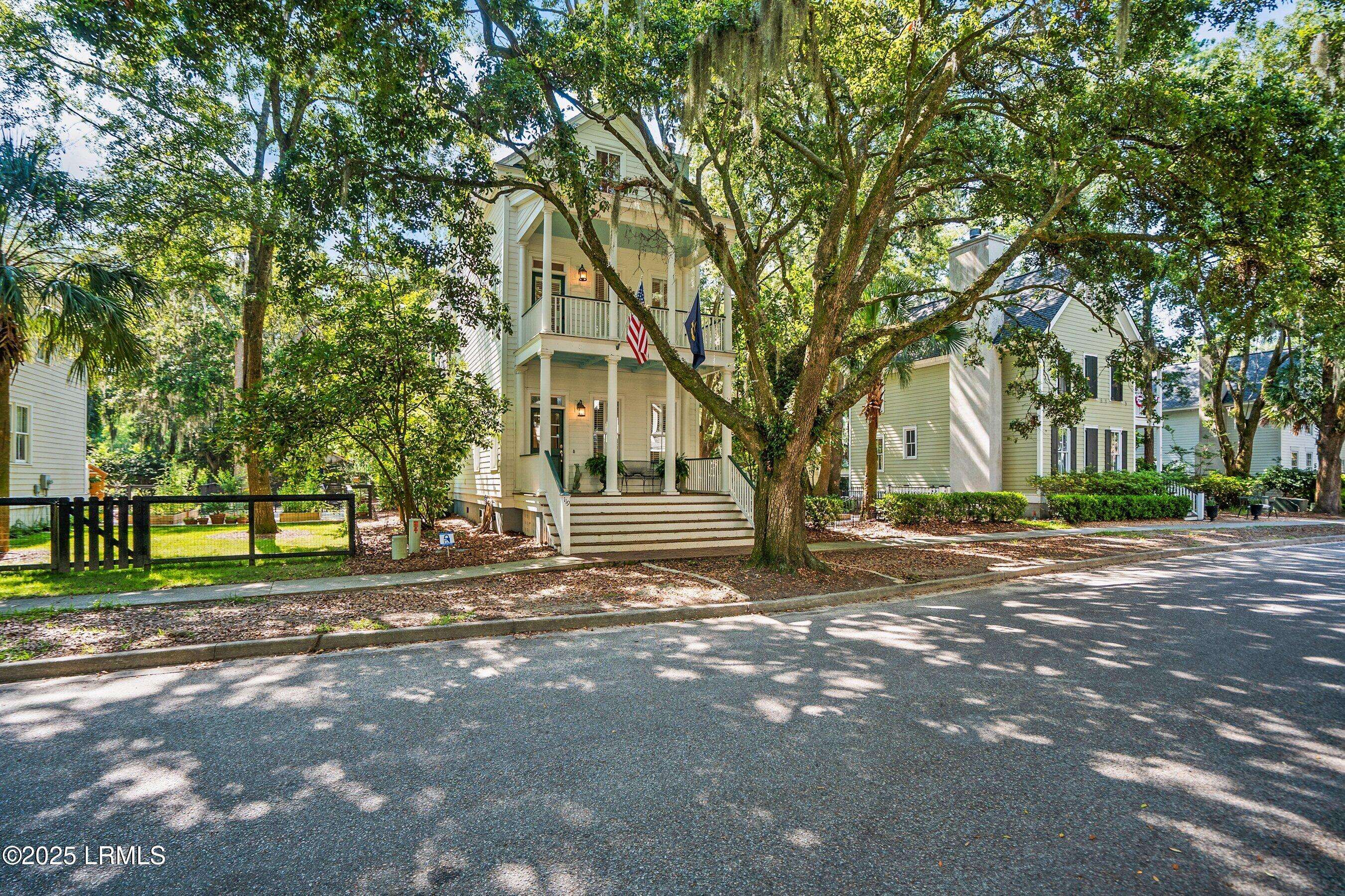 Beaufort, SC 29902,119 Bartram DR Drive