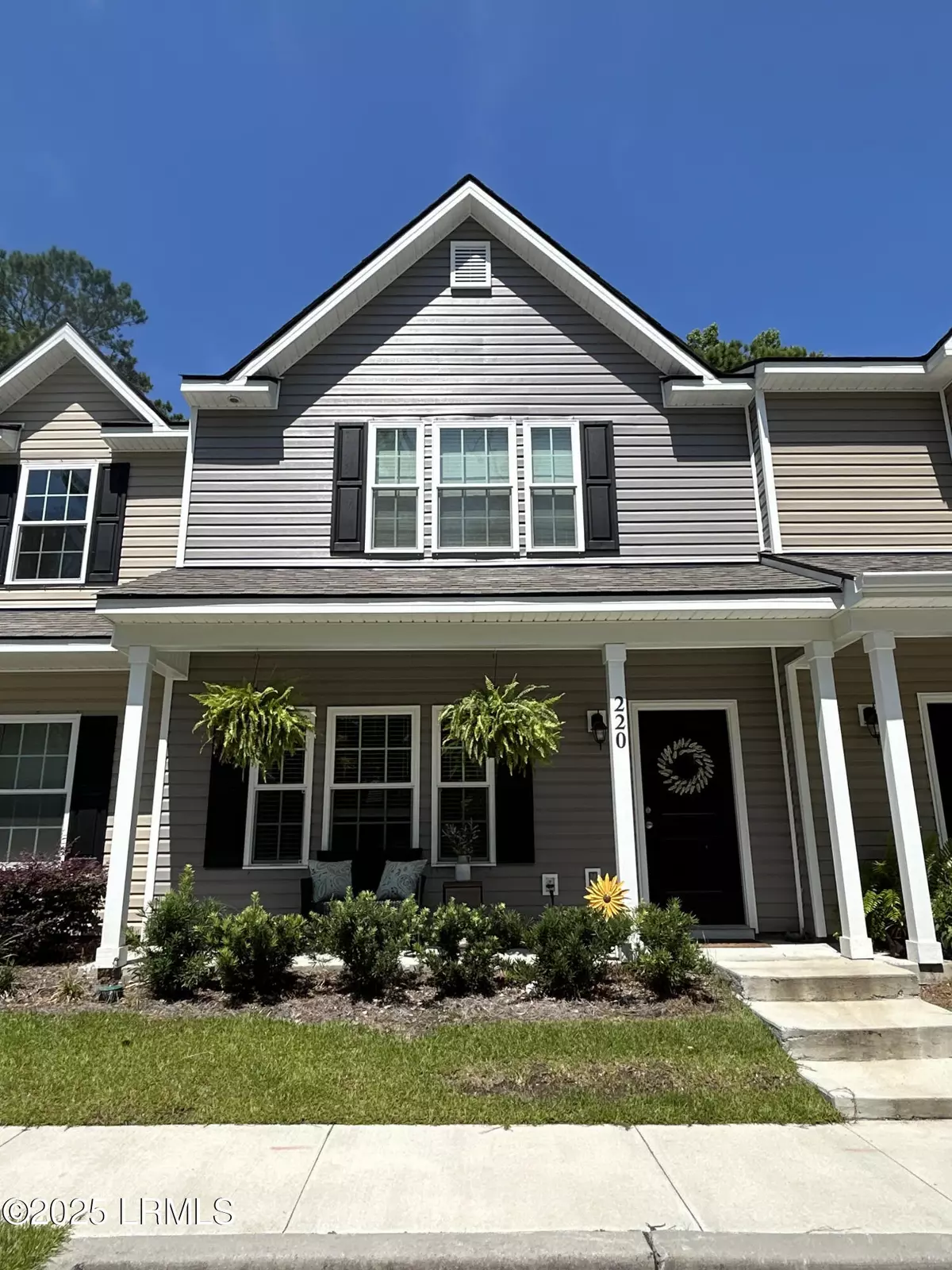 Beaufort, SC 29906,220 Admiration AVE Avenue