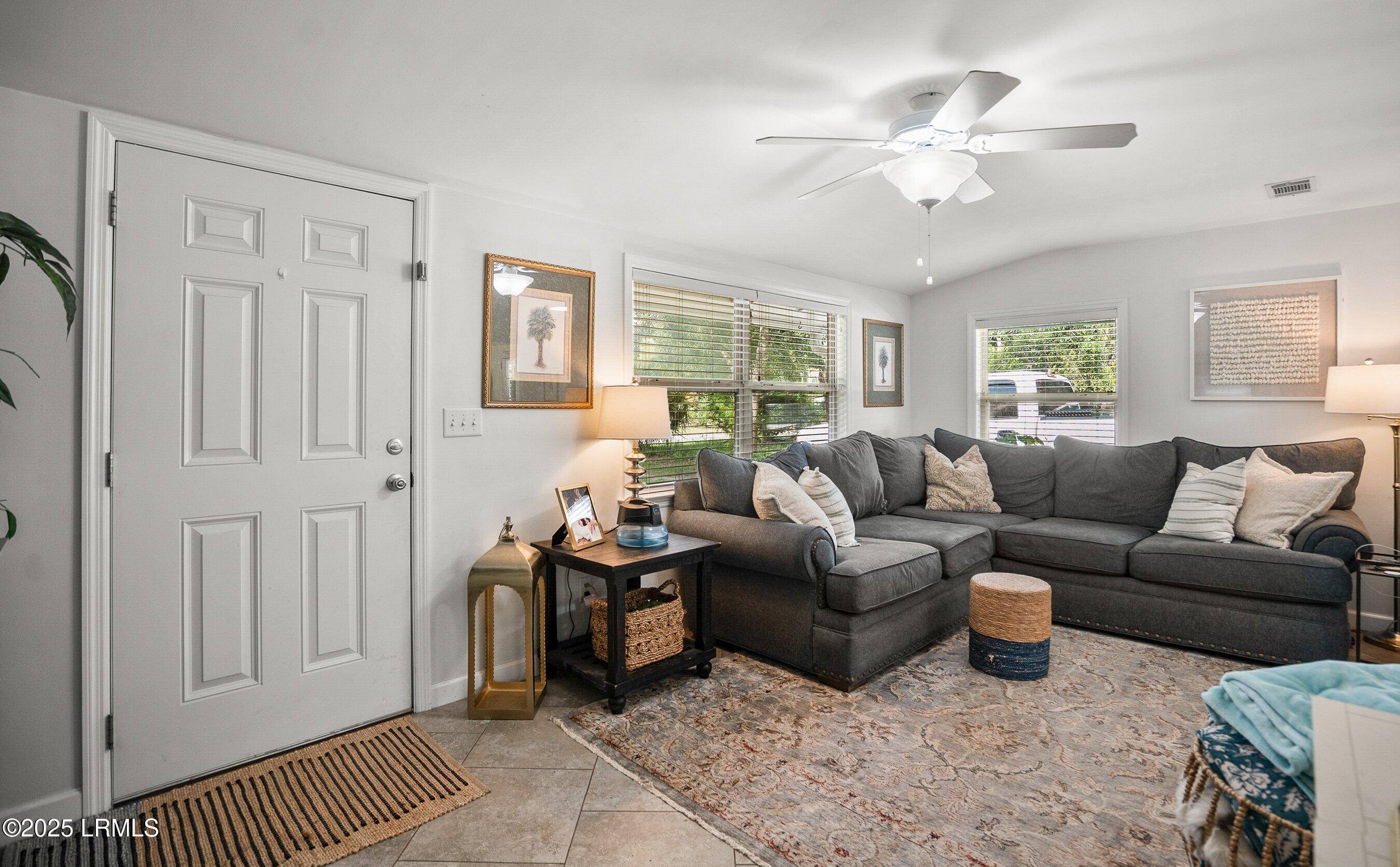 Beaufort, SC 29902,1601 Park AVE Avenue