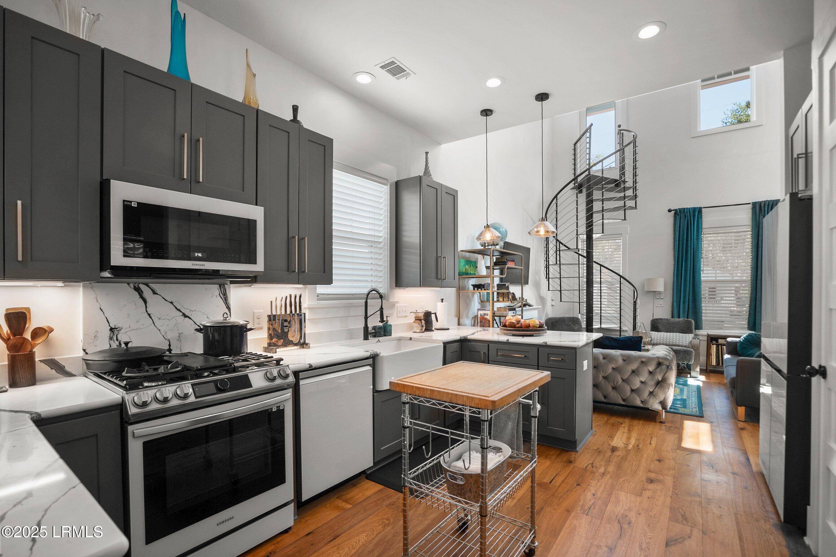 1008 C 12th ST Street, Port Royal, SC 29935