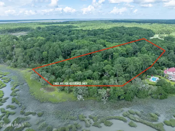 3 Bennett Point DR Drive, Beaufort, SC 29907
