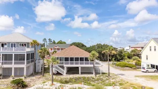 Harbor Island, SC 29920,104 Harbor DR Drive
