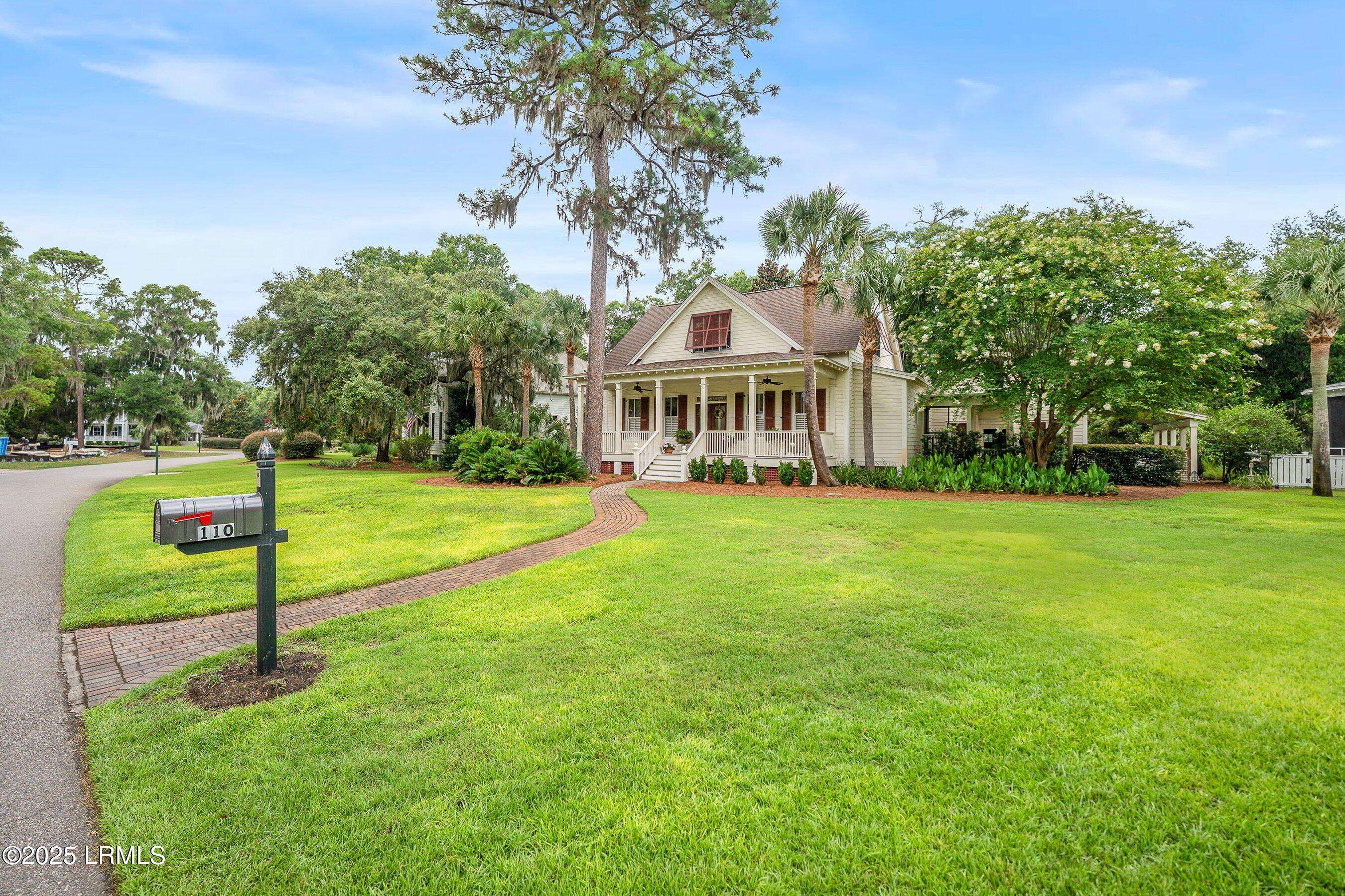 110 Coosaw Club DR Drive, Beaufort, SC 29907