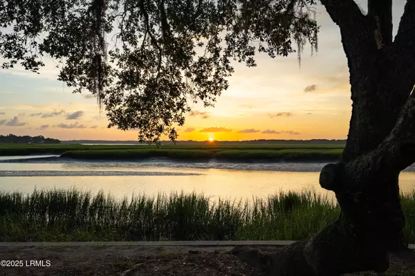 4 Marsh Harbor DR Drive, Beaufort, SC 29907