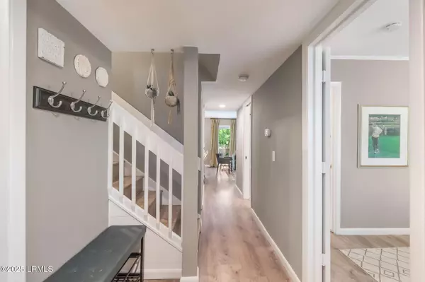 Hilton Head Island, SC 29928,2 Lighthouse LN Lane
