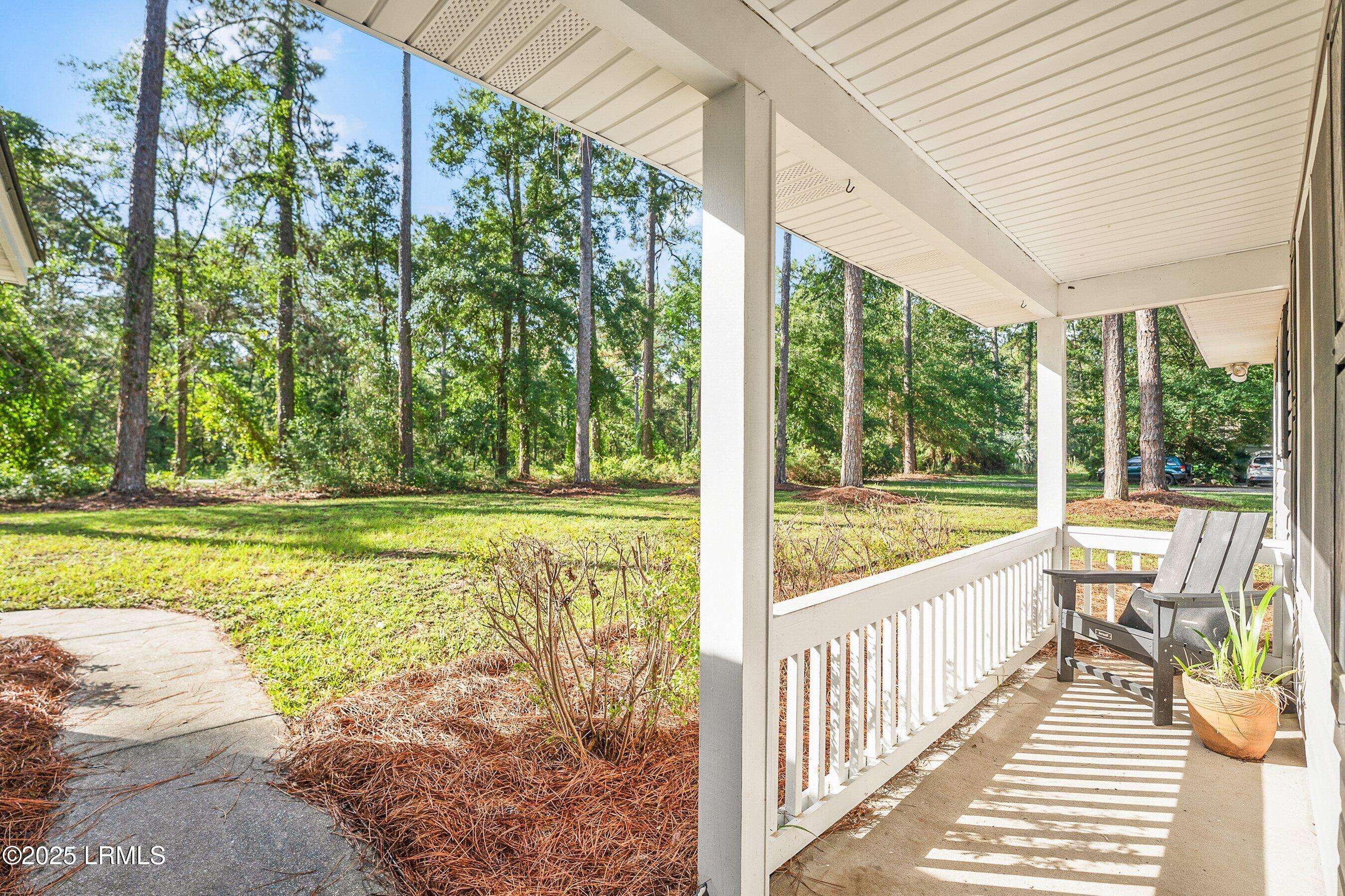 Beaufort, SC 29907,471 Sams Point RD Road