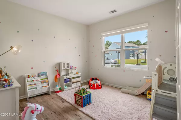 Beaufort, SC 29906,27 Chauga ST Street