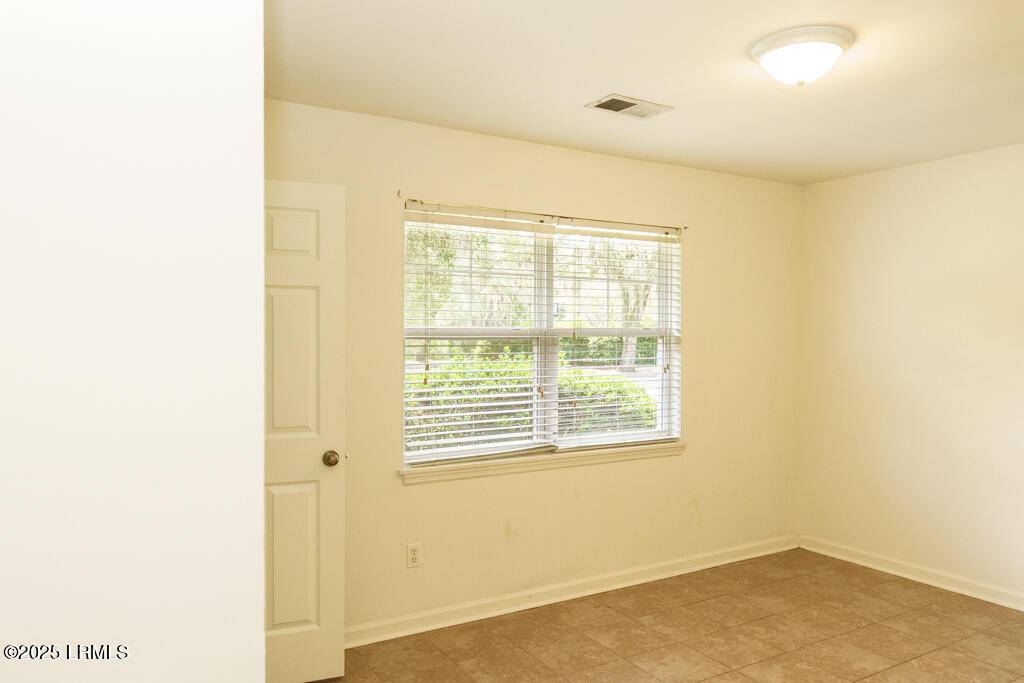 Beaufort, SC 29902,1 Taft ST Street